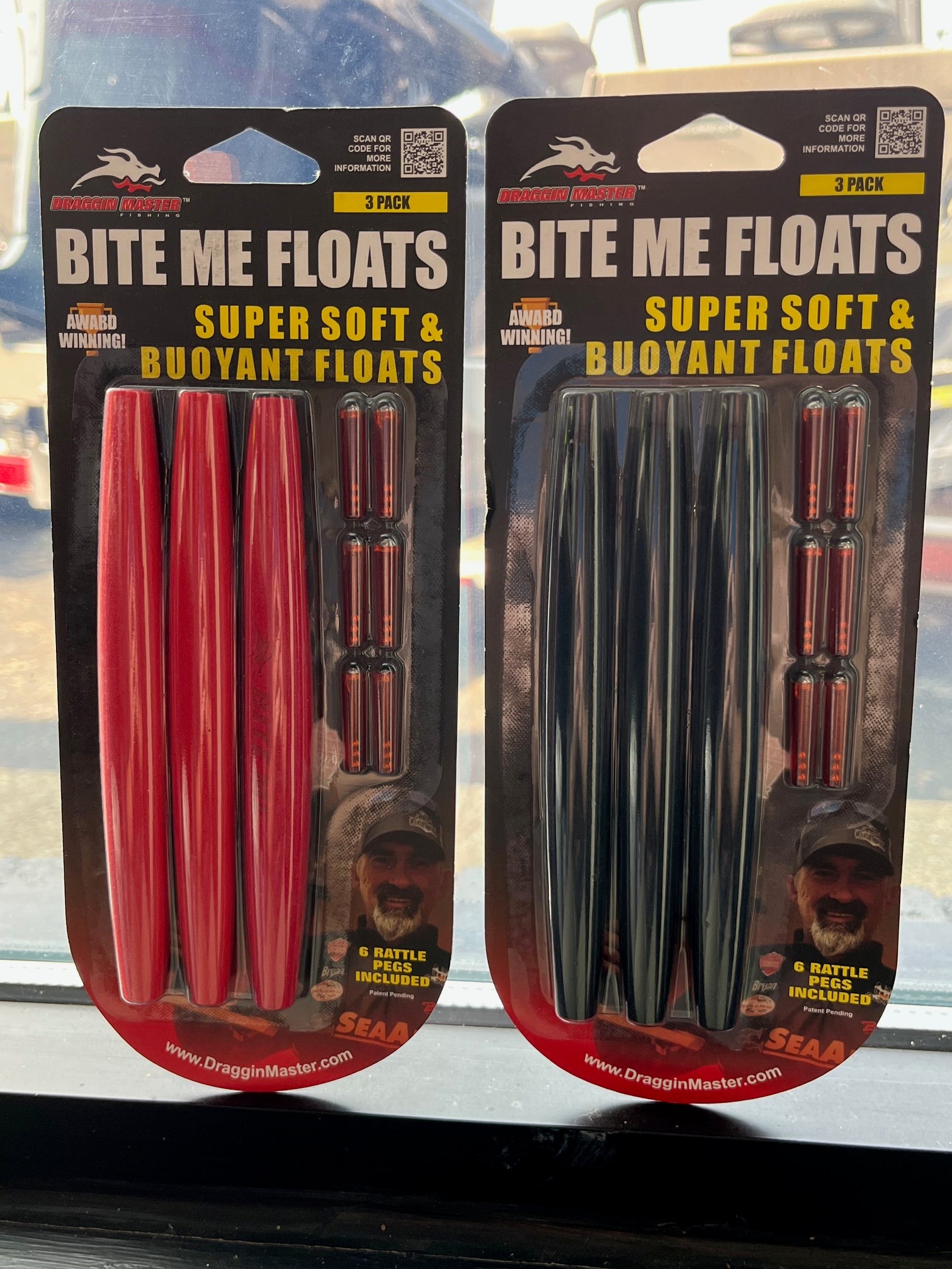 bite me fishing lure Tackle 2/0 Hunter Jig Head (3 Pack) 3/8 Tie on a Bite Draggin Master Bite Me Floats