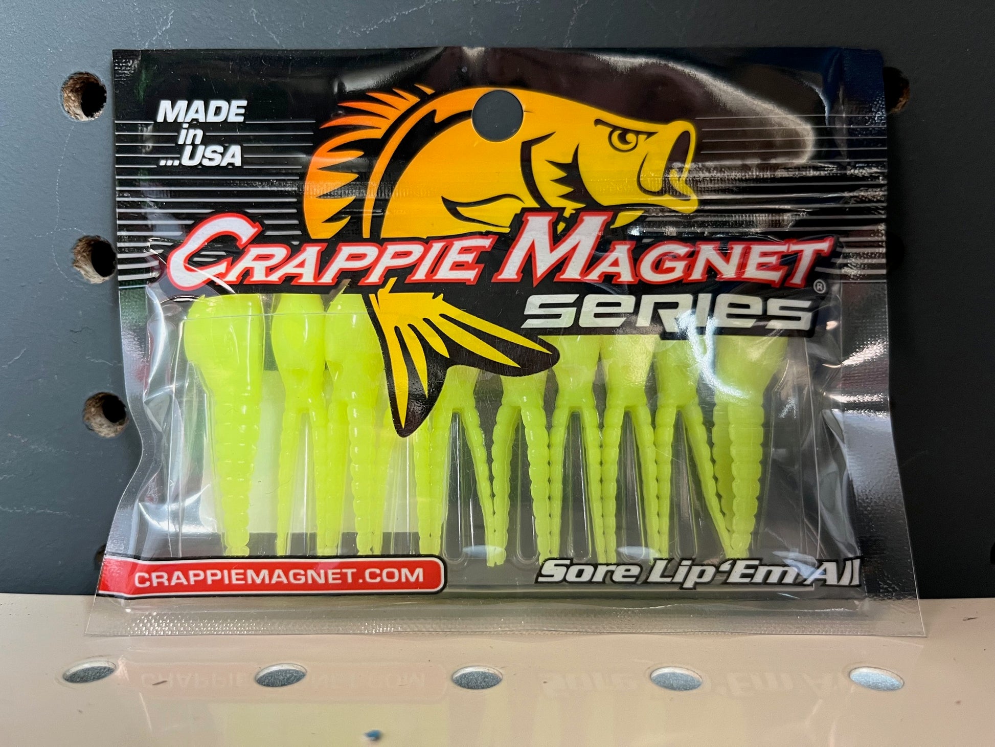 crappie magnet fishing lure Leland Blakes Glow Elevate your fishing game with the Crappie Magnet Fin Spin Eye Hole Scent Holder Jighead Crappie Magnet Roo
